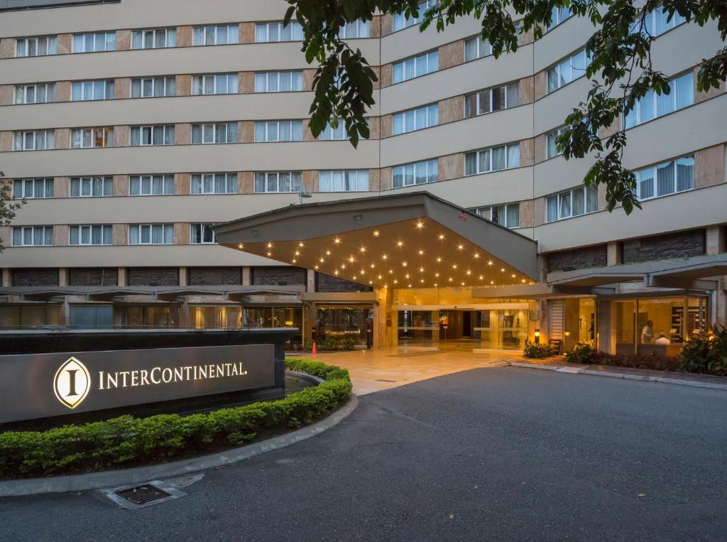 Hotel Intercontinental Medellín — Fachada